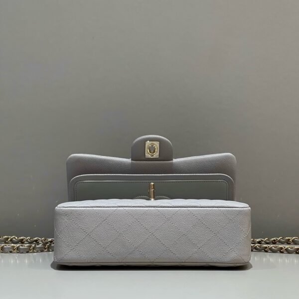 Chanel CF-Small 23cm-Fine Caviar Leather-Uncut Edge-Elephant Gray Light Gold Buckle - Image 4