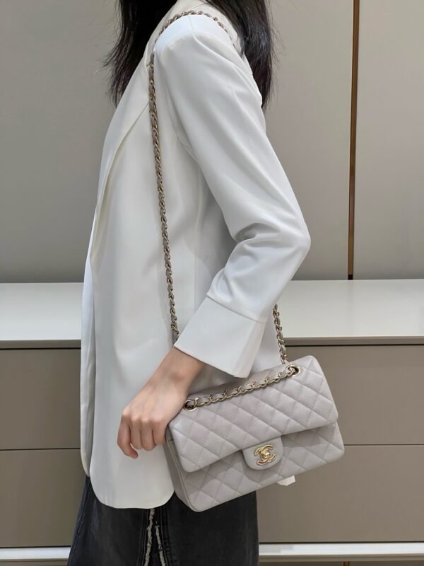 Chanel CF-Small 23cm-Fine Caviar Leather-Uncut Edge-Elephant Gray Light Gold Buckle - Image 10