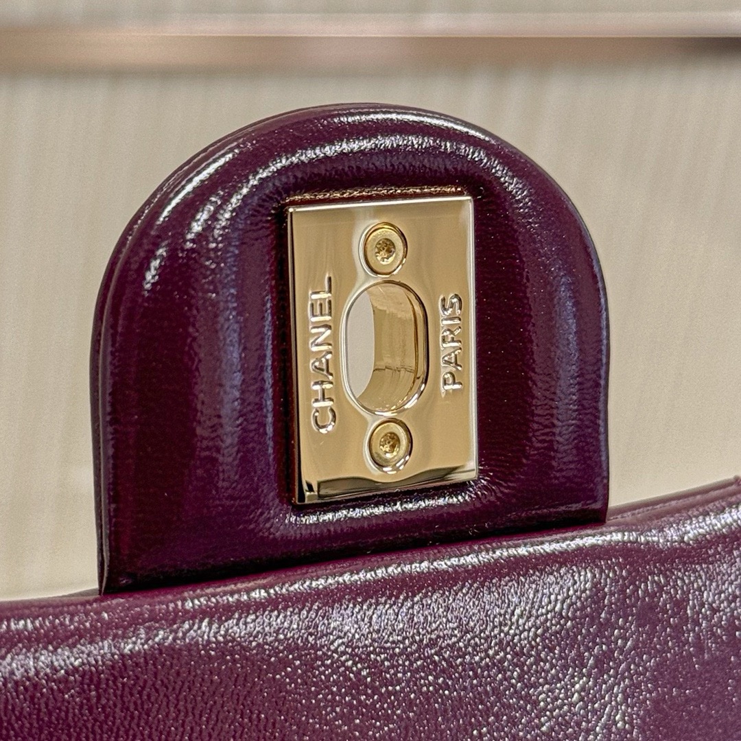Chanel 24B chain twisting handle – Zeko Bag